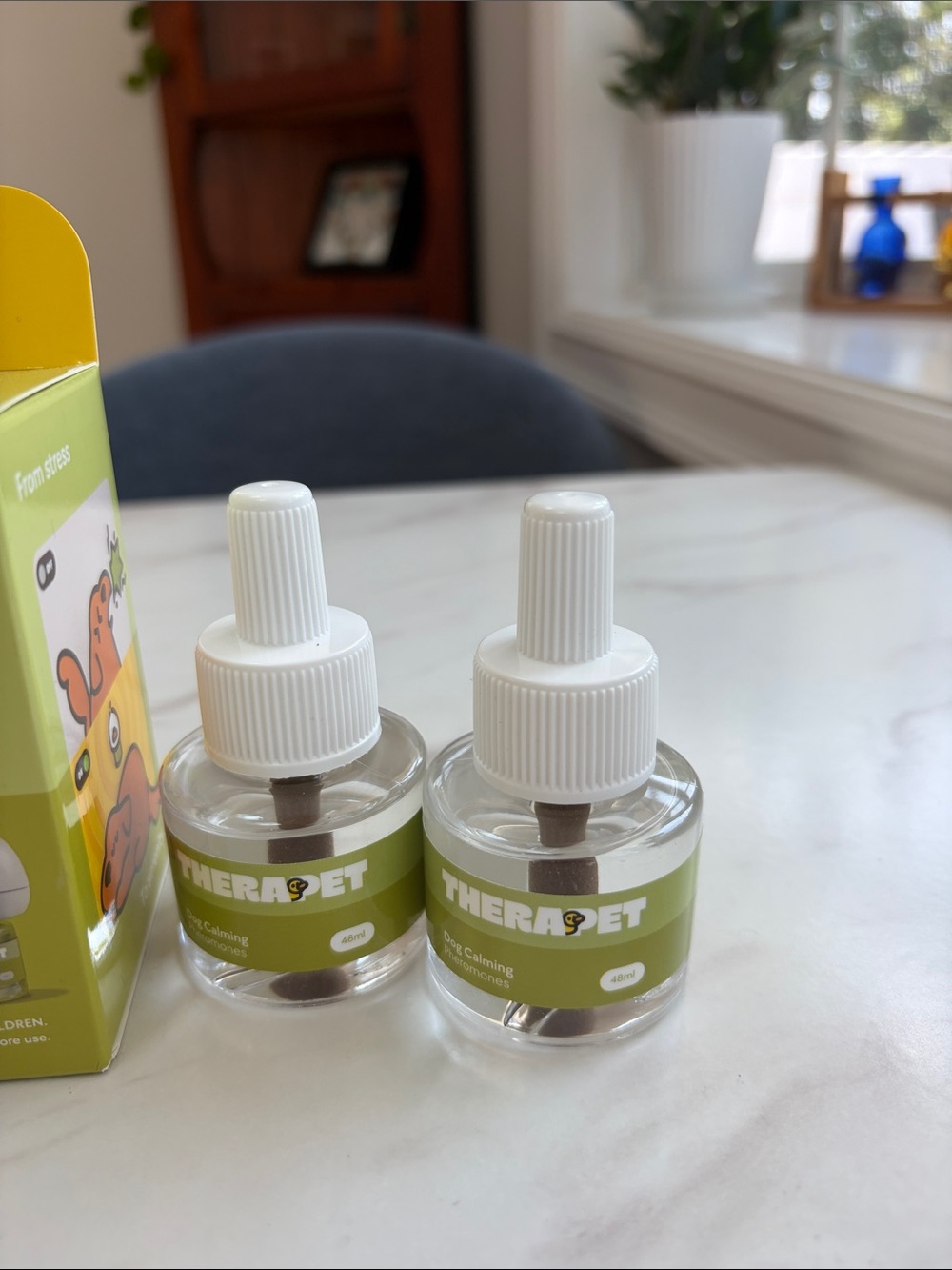 Therapet Dog Calming Diffuser Kit anxious stressed dogs - 1 diffuser, 6 refills - Picture 3 of 4